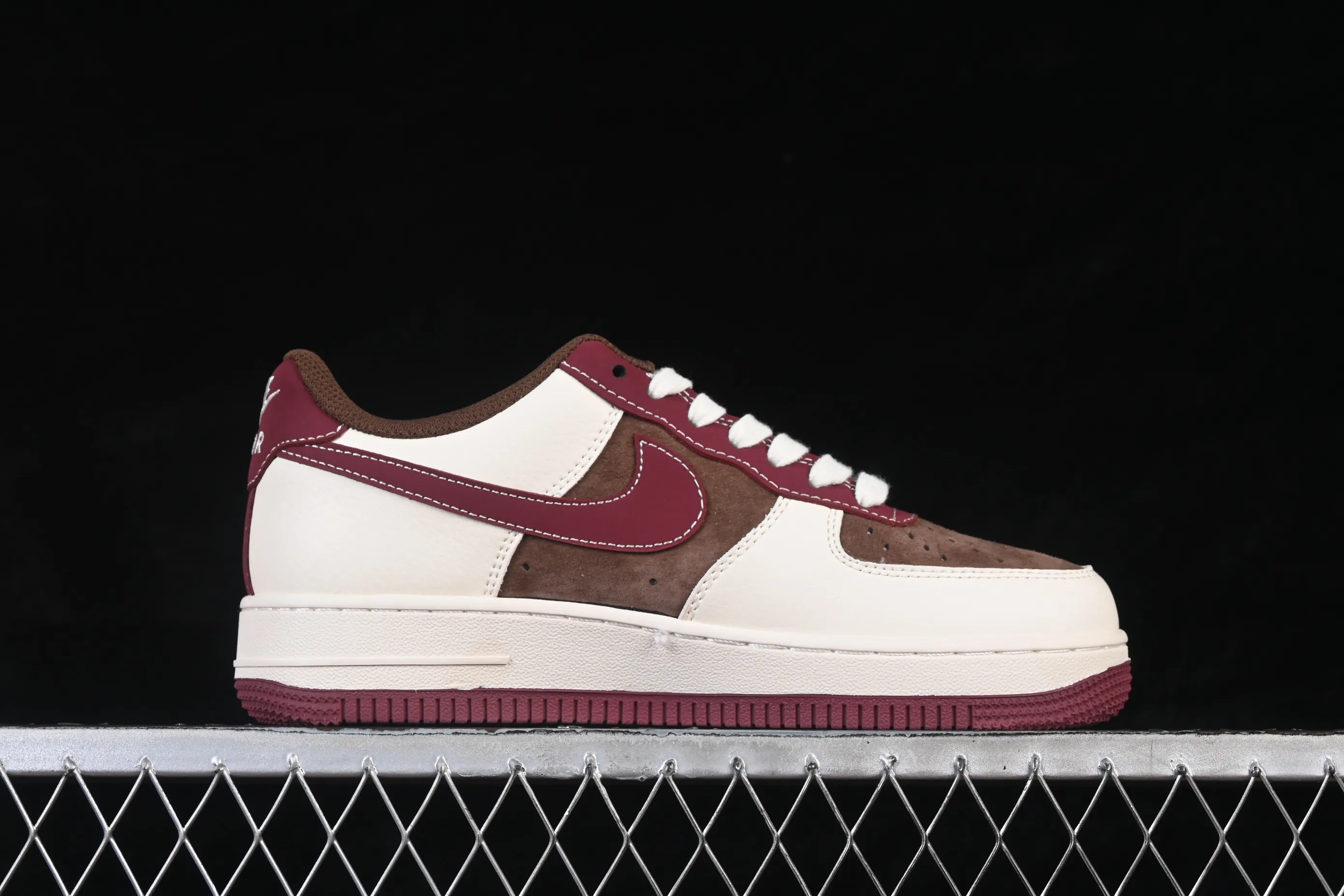 All categories Nk Air Force 1 Air Force series Nk Air Force 1 Low Air Force low top Nike Air Force 1'07 Low Year of the Horse limited edition Reima Nafu Air Force 1 low top casual sneakers XD0028-007